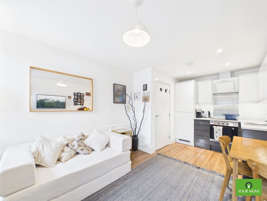 Main image of 1 bedroom Flat for sale, Mercury Gardens, Romford, RM1