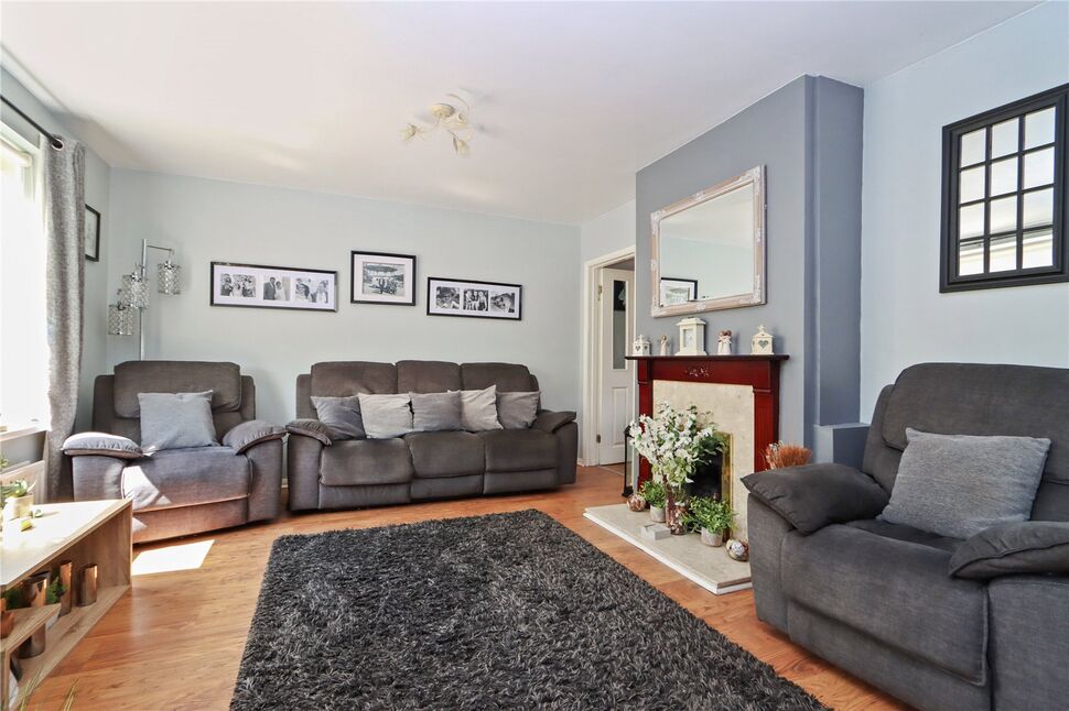 4 bedroom Semi Detached House for sale, Leazes View, Rowlands Gill