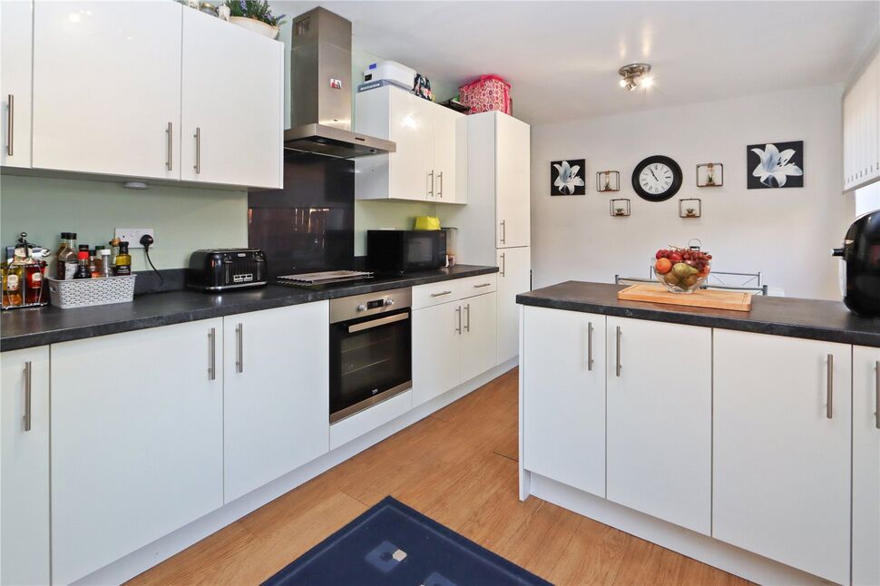 4 bedroom Semi Detached House for sale, Leazes View, Rowlands Gill