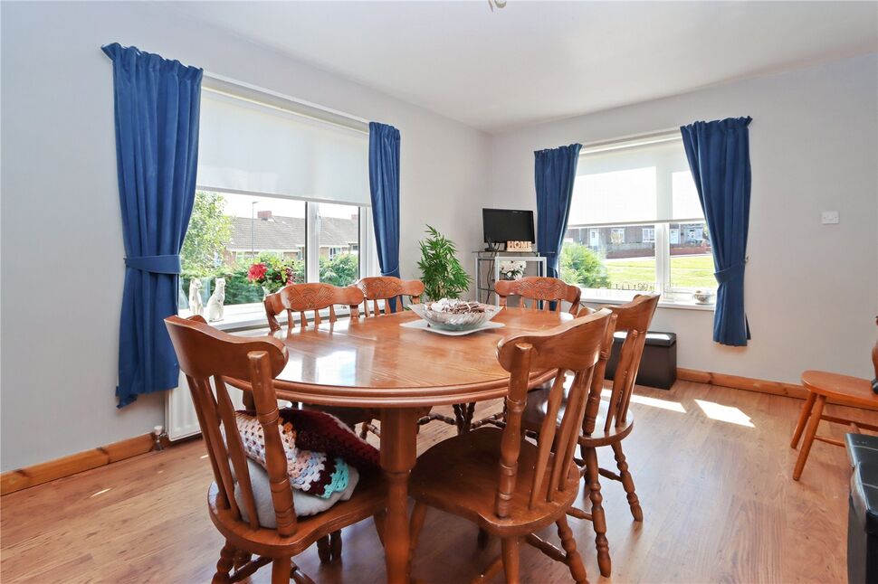 4 bedroom Semi Detached House for sale, Leazes View, Rowlands Gill