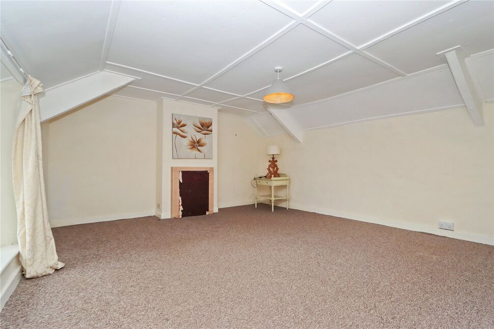 5 bedroom Detached House for sale, Front Street, Ebchester, DH8 £350,000