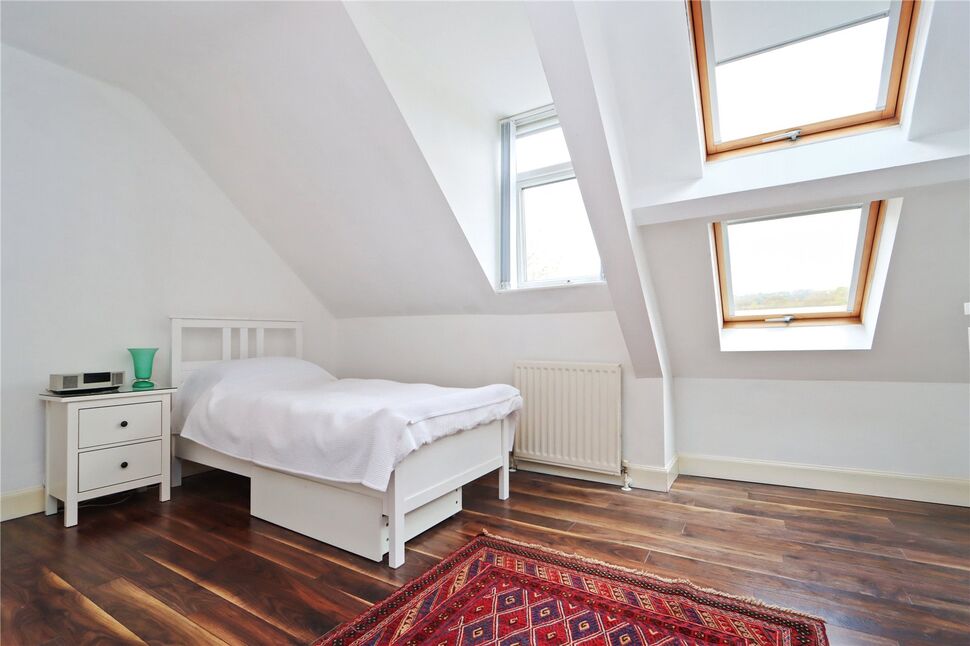 6 bedroom Detached House for sale, Burnopfield Road, Rowlands Gill, NE39 £450,000