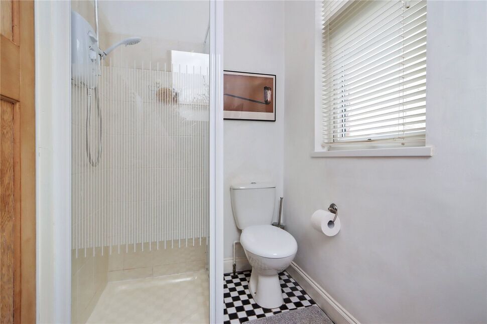 6 bedroom Detached House for sale, Burnopfield Road, Rowlands Gill, NE39 £450,000