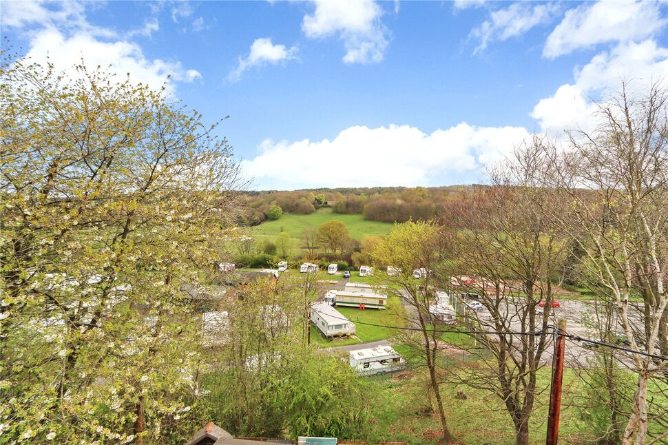 6 bedroom Detached House for sale, Burnopfield Road, Rowlands Gill, NE39 £450,000