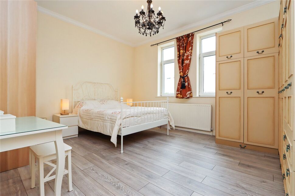 6 bedroom Detached House for sale, Burnopfield Road, Rowlands Gill, NE39 £450,000