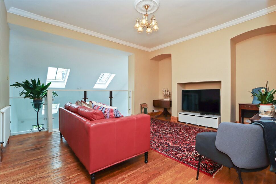 6 bedroom Detached House for sale, Burnopfield Road, Rowlands Gill