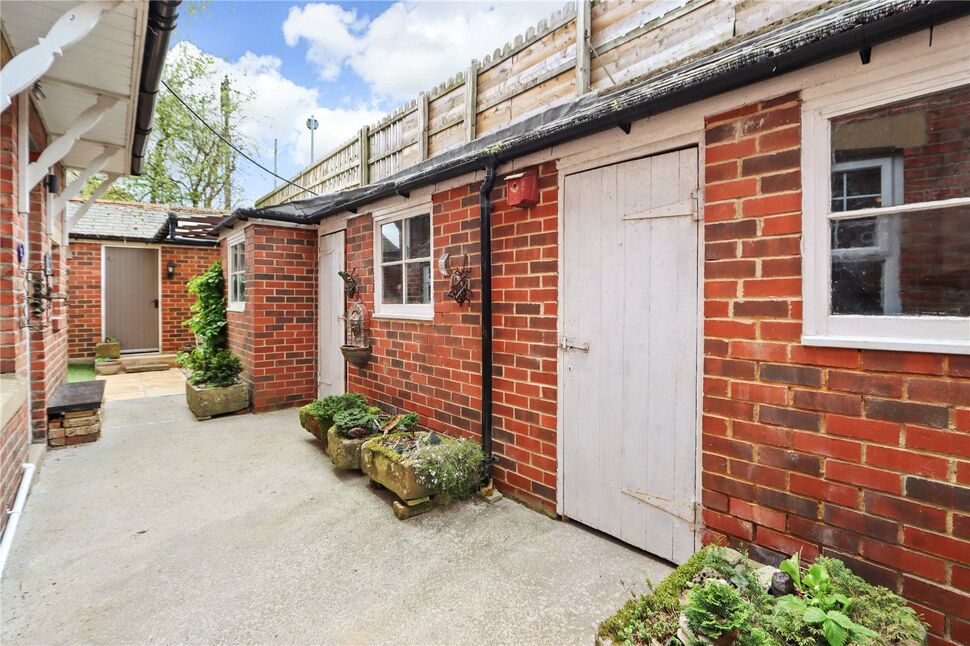 6 bedroom Detached House for sale, Burnopfield Road, Rowlands Gill