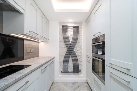 3 bedroom End Terrace House for sale