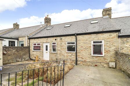 Robert Terrace Cottages, 2 bedroom Mid Terrace Bungalow for sale, £138,000