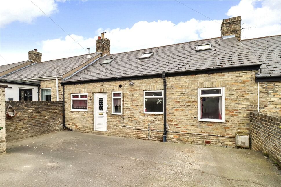 Main image of 2 bedroom Mid Terrace Bungalow for sale, Robert Terrace Cottages, High Spen, Tyne and Wear, NE39