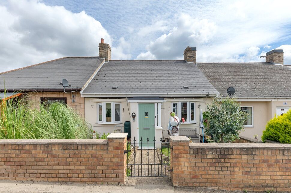 Main image of 2 bedroom Mid Terrace Bungalow for sale, Mill Road, Chopwell, Newcastle upon Tyne, NE17