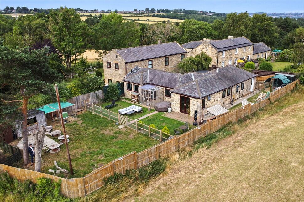 Main image of 3 bedroom Semi Detached Property for sale, Thornley Lane, Rowlands Gill, Tyne and Wear, NE39