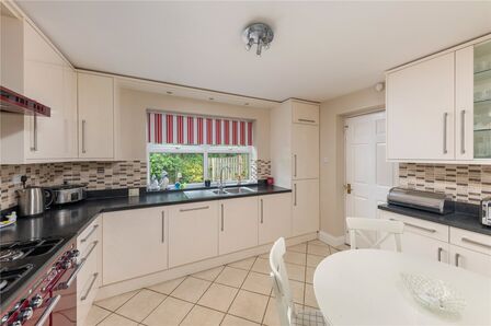 4 bedroom Link Detached House for sale