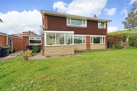 Ponthaugh, 4 bedroom Detached House for sale, £350,000
