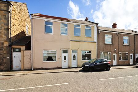 3 bedroom Mid Terrace House for sale