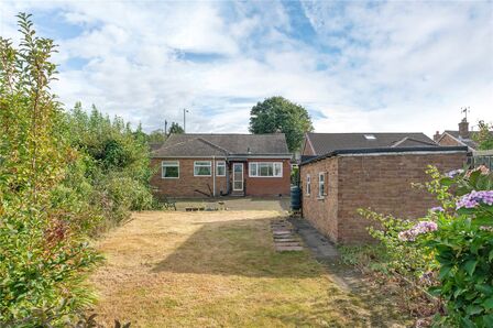 The Leazes, 3 bedroom Detached Bungalow for sale, £275,000