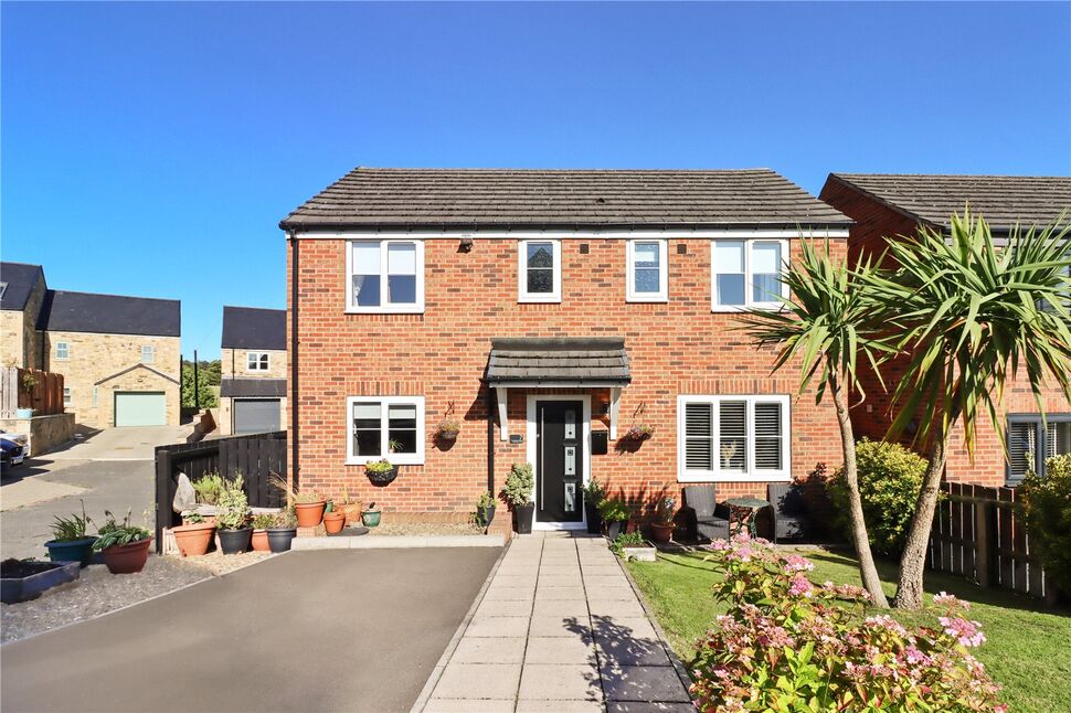Main image of 3 bedroom Detached House for sale, West Farm Drive, Chopwell, Tyne and Wear, NE17