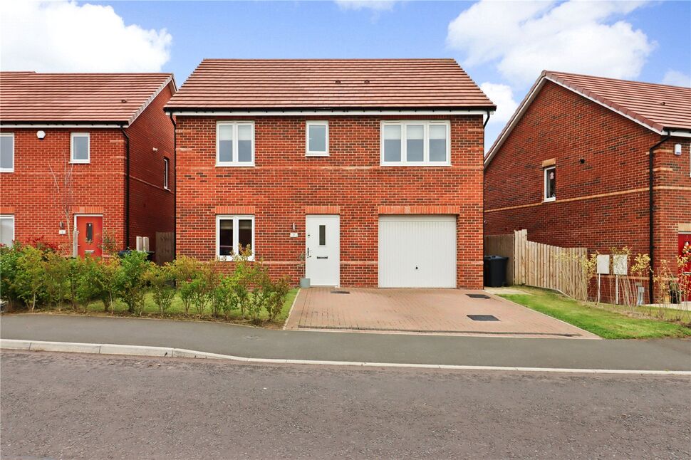 Main image of 4 bedroom Detached House for sale, Ashtree Avenue, High Spen, Tyne and Wear, NE39