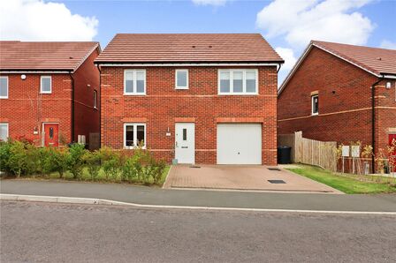 Ashtree Avenue, 4 bedroom Detached House for sale, £259,995
