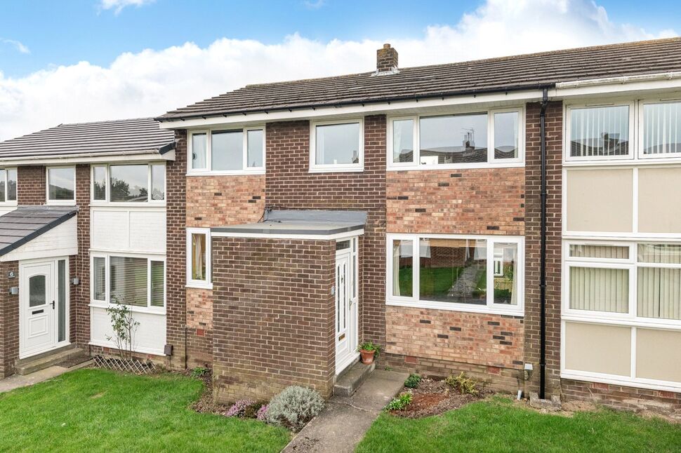 Main image of 3 bedroom Mid Terrace House for sale, Hillside Close, Rowlands Gill, Tyne and Wear, NE39