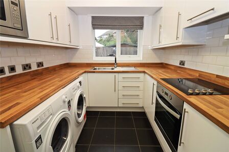 Hollydene, 2 bedroom Semi Detached Bungalow for sale, &pound;126,000