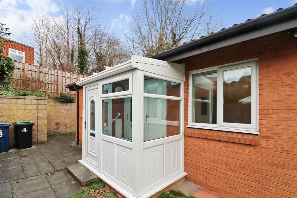 2 bedroom Semi Detached Bungalow for sale