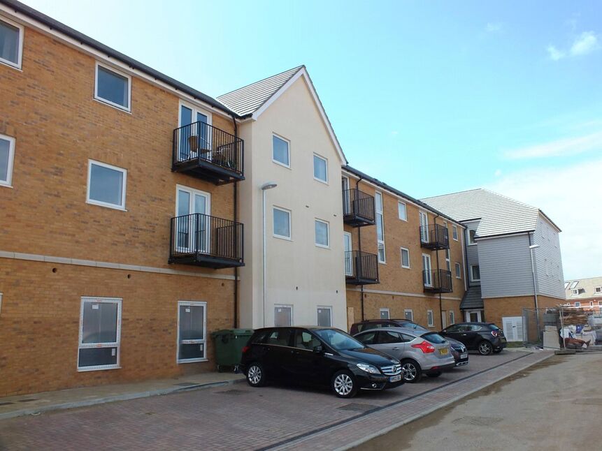 Main image of 2 bedroom Flat to rent, Diamond Close, Sittingbourne, ME10