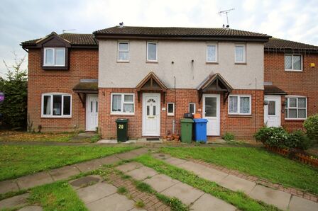 2 bedroom Mid Terrace House to rent