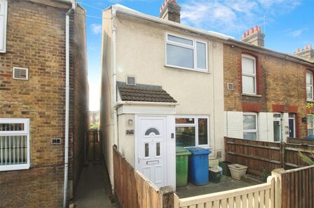 Staplehurst Road, 3 bedroom End Terrace House for sale, £260,000