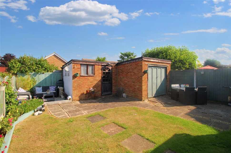 3 bedroom Semi Detached Bungalow for sale, Salisbury Close