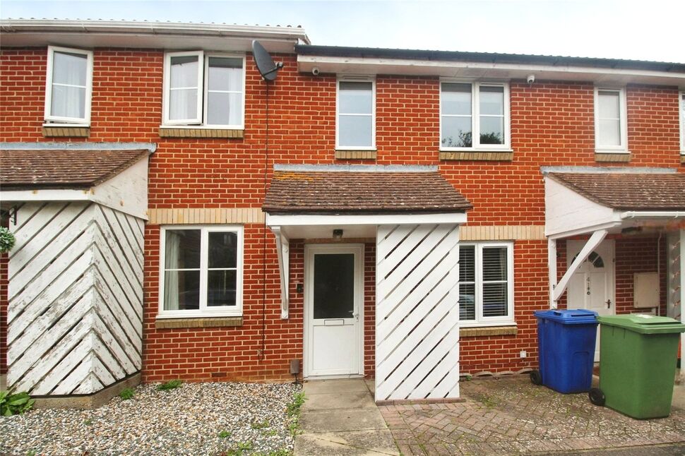 Main image of 2 bedroom Mid Terrace House for sale, Ashington Close, Sittingbourne, Kent, ME10