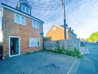 Church Road, 4 bedroom Detached House for sale, &pound;350,000
