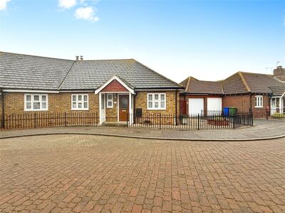 2 bedroom Semi Detached Bungalow for sale