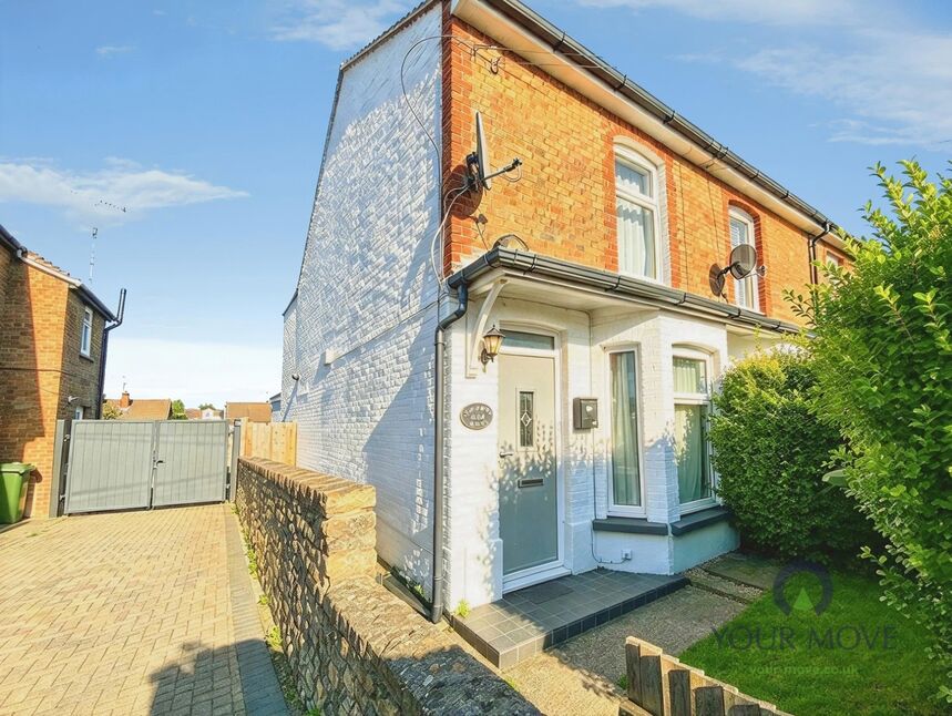 Main image of 3 bedroom End Terrace House to rent, London Road, Sittingbourne, Kent, ME10