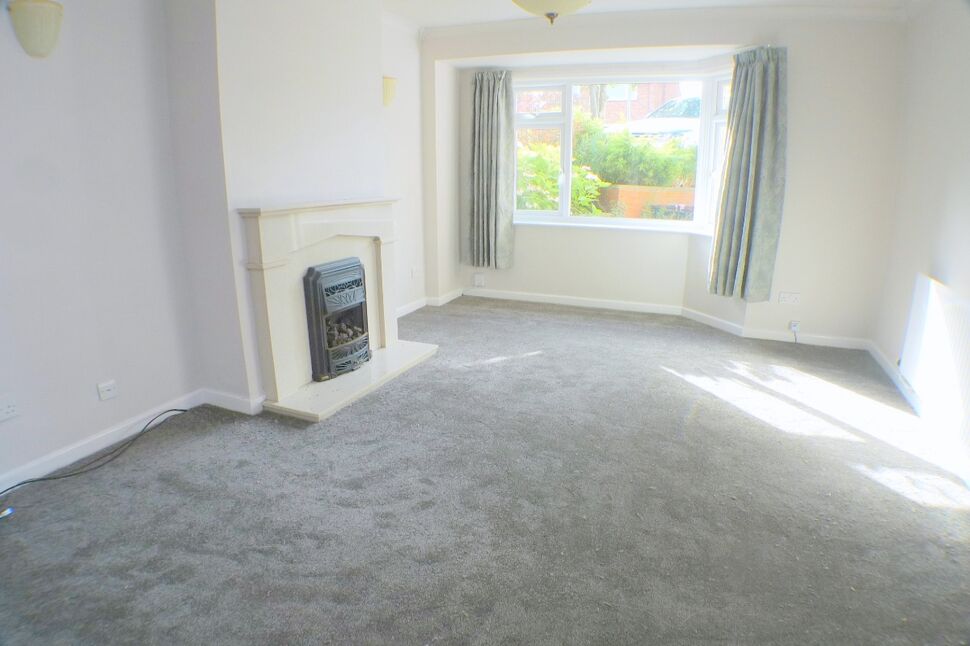 Lounge / Dining Room