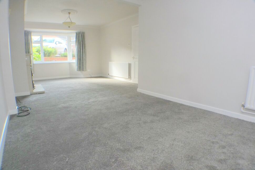 Lounge / Dining Room