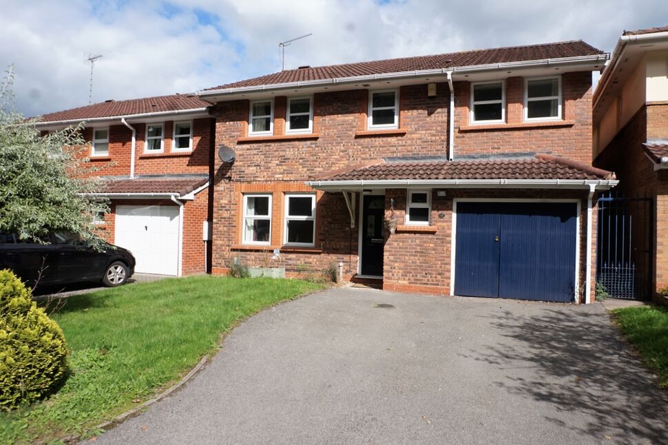 Main image of 5 bedroom Detached House to rent, Sheringham Covert, Stafford, ST16