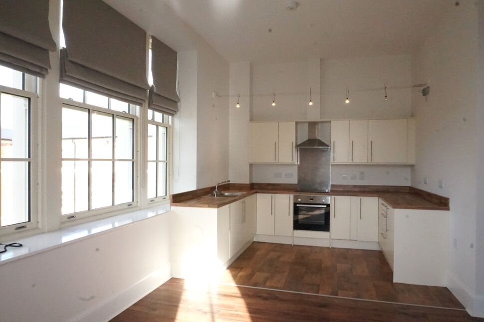 Open Plan Living Room / Kitchen
