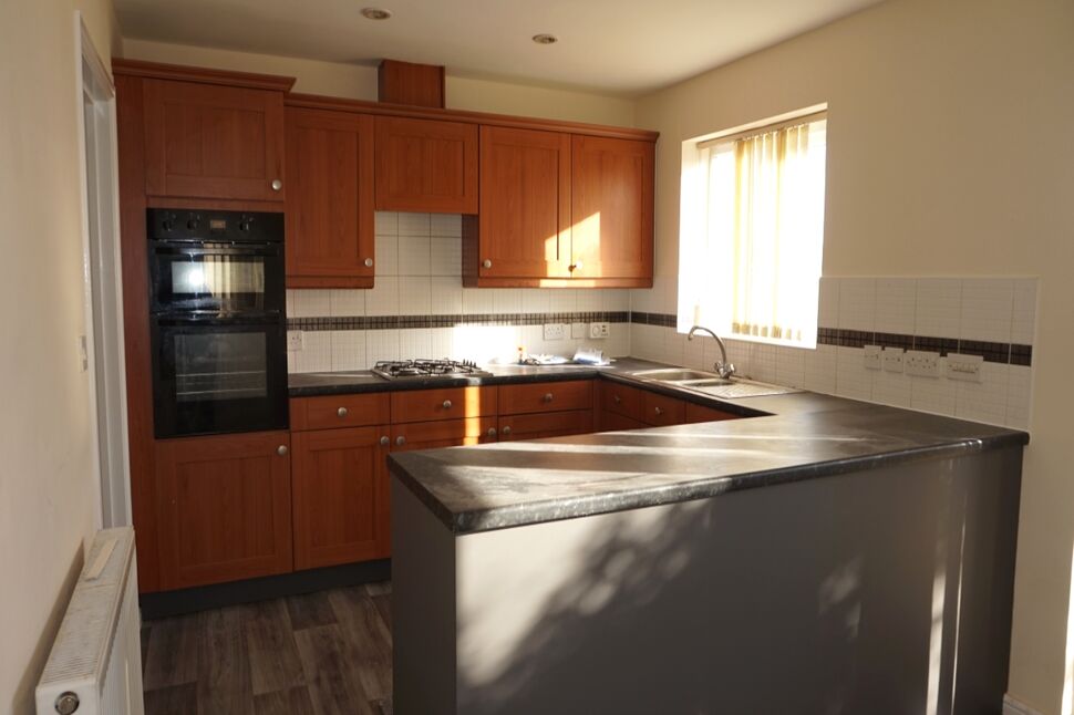 Kitchen / Breakfast Room