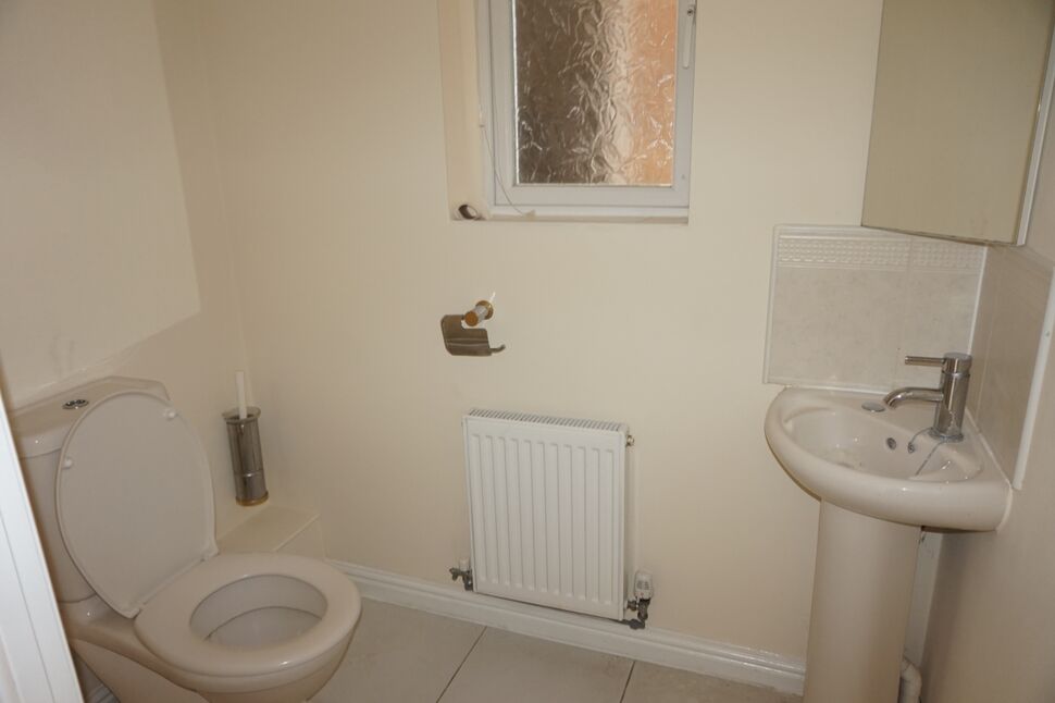 Cloakroom / WC
