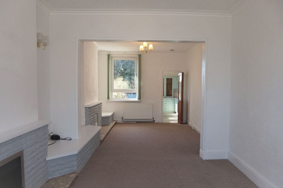 Lounge / Dining Room