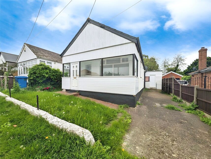 Main image of 3 bedroom Detached Bungalow to rent, Cliff Gardens, Minster on Sea, Kent, ME12