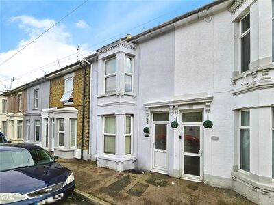 Invicta Road, 2 bedroom Mid Terrace House for sale, £210,000