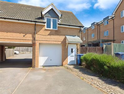 Petunia Avenue, 2 bedroom Detached Flat to rent, £1,200 pcm