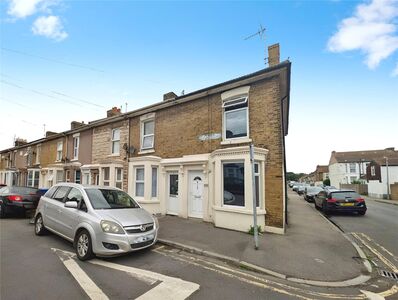 3 bedroom End Terrace House for sale
