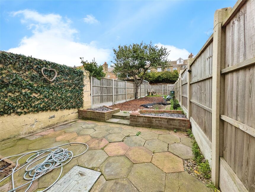 Main image of 2 bedroom Mid Terrace House for sale, Alma Street, Sheerness, Kent, ME12