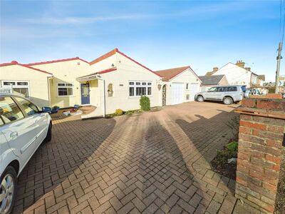 4 bedroom Detached Bungalow for sale
