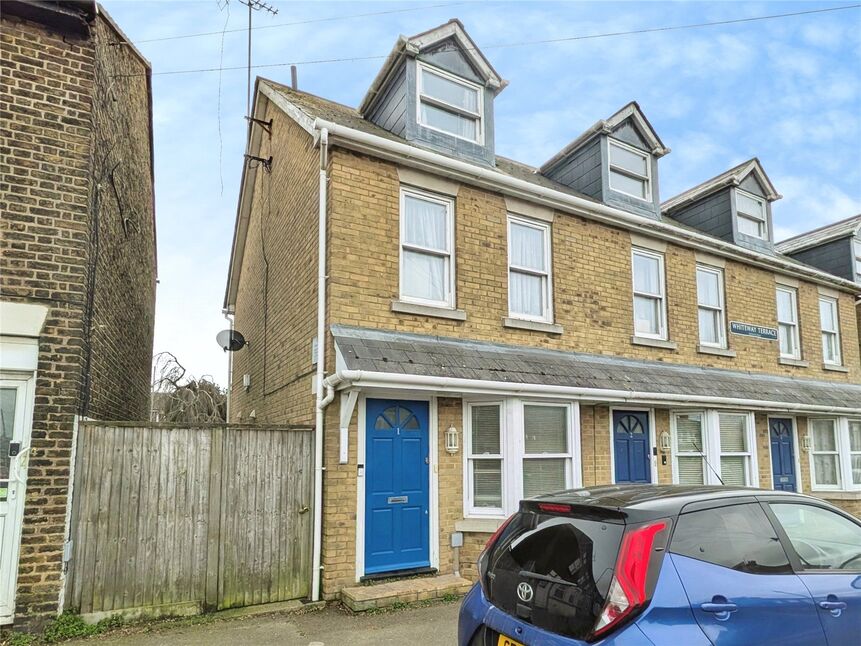 3 bedroom End Terrace House for sale
