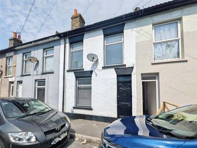 Alma Street, 2 bedroom Mid Terrace House for sale, &pound;185,000