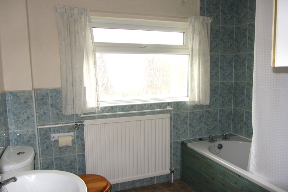 Bathroom / Shower Room / WC